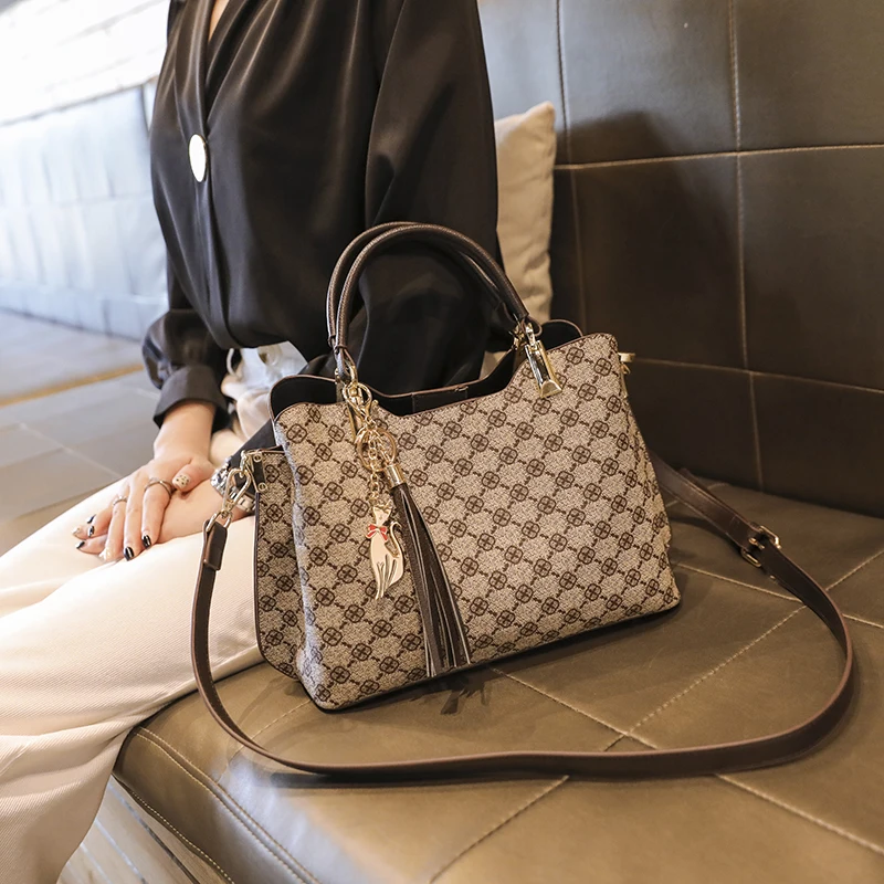 New Luxury Designer Crossbody  - Interior Design News avis et prix