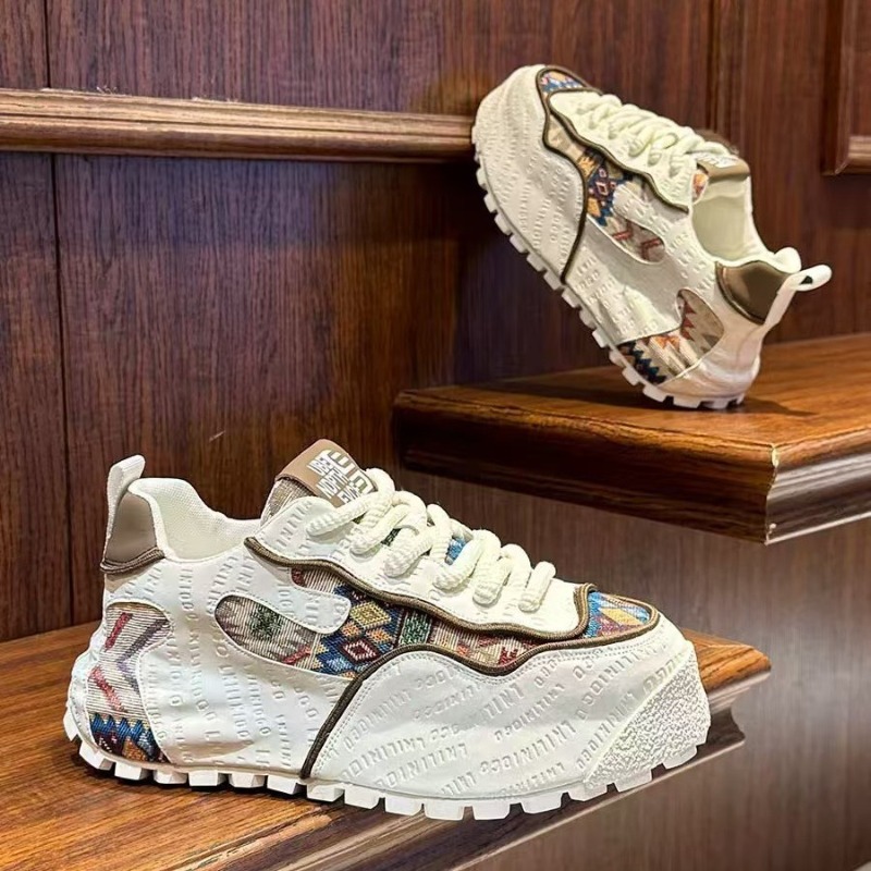 Chunky Sneakers Mens Designer  - Interior Design Mockup avis et prix