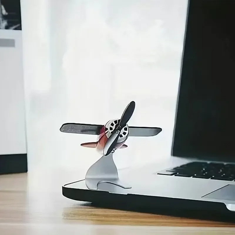 Solar Airplane Creative Men's  - Interior Design Mockup avis et prix