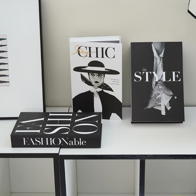 Simple Home Serie Fake Book De - Interior Design Handbook avis et prix